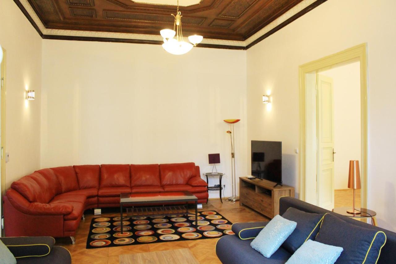 Beautiful In The City Center Apartmán