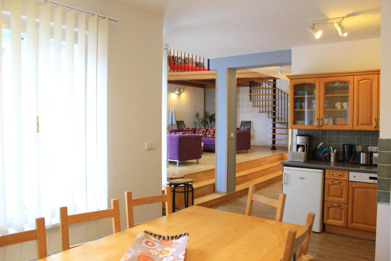 Beautiful In The City Center Apartment *