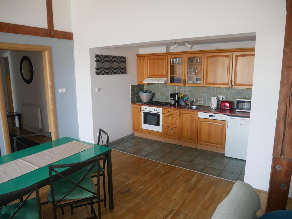 Beautiful In The City Center Apartment *