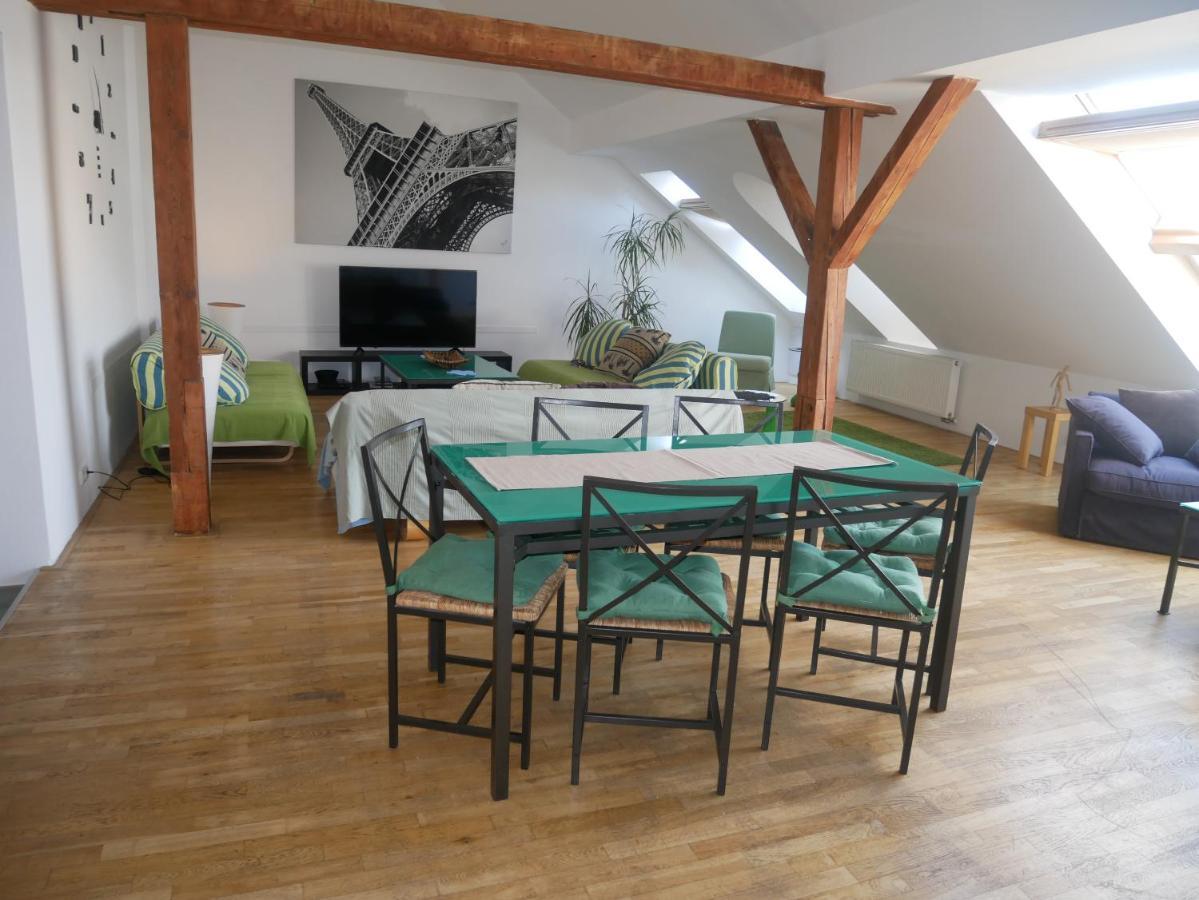 Beautiful In The City Center Apartment Prague